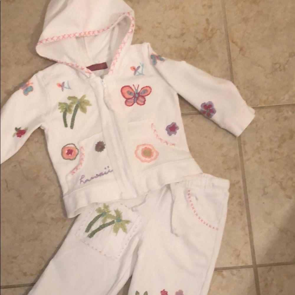 Mimi and Maggie outfit